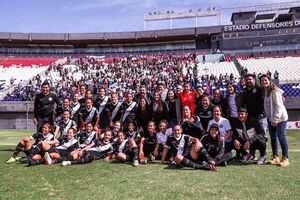 Olimpia, campeón por primera vez en femenino - Fútbol - ABC Color