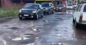 La Nación / Conductores urgen solución de mal estado de avenida en Luque
