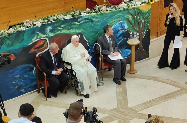 El papa pide la paz “para los responsables de las naciones” - Mundo - ABC Color