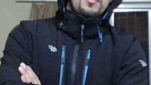 Le robaron su campera del tendedero y ofrece recompensa para encontrarla