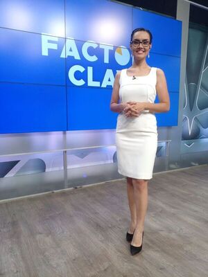 La conductora de Factor Clave, Gladys Benítez, asegura: “La economía es apasionante” - Gente - ABC Color