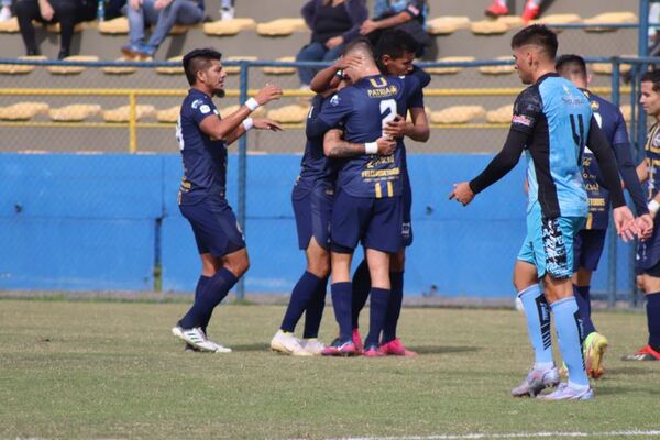 División Intermedia: Trinidense y Pastoreo comparten la cima - Fútbol de Ascenso de Paraguay - ABC Color