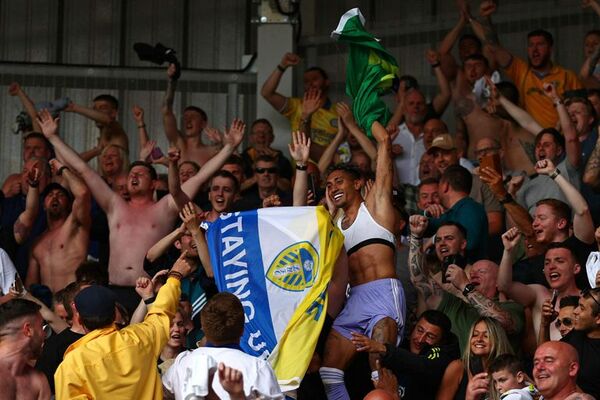 El Leeds se salva y condena al Burnley al descenso - Fútbol Internacional - ABC Color