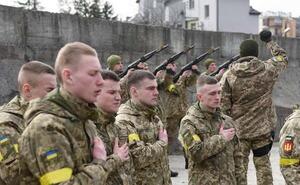 Guerra en Ucrania: Más de 2.400 combatientes ucranianos que resistían en la planta de Azovstal fueron apresados por los rusos - ADN Digital