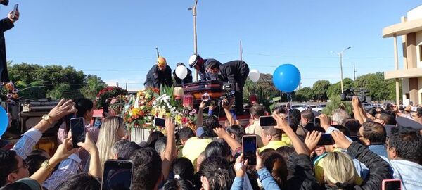 Restos de José Carlos Acevedo descansan en cementerio de Ponta Porã