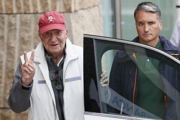 El rey Juan Carlos vuelve hoy a la Zarzuela para reencontrarse con Felipe VI - Mundo - ABC Color