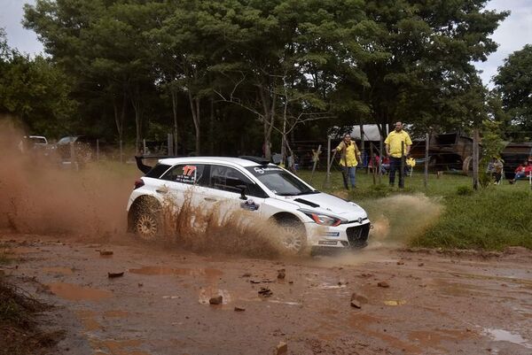 Victoria de Diego Yaluk en Arroyos - ABC Motor 360 - ABC Color