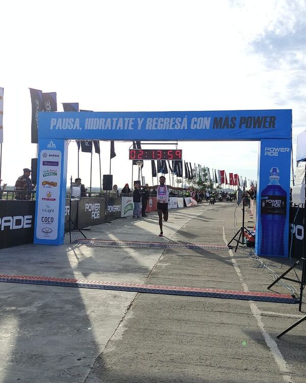 Ayala, campeón sudamericano en la Maratón de Asunción - Polideportivo - ABC Color