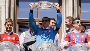 Neuer renueva con el Bayern Múnich hasta 2024