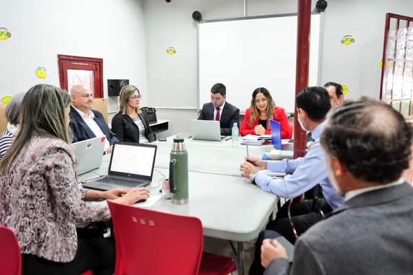 Colegio intervenido por el MEC retoma desde hoy clases presenciales - .::Agencia IP::.