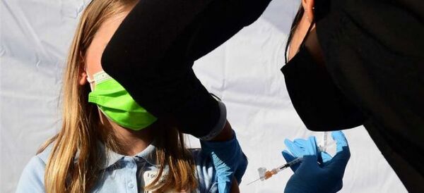 Vacuna de Pfizer anticovid es efectiva en tres dosis para menores de 5 años