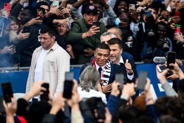 “Hablé con Emmanuel Macron, me ha dado buenos consejos” - Fútbol Internacional - ABC Color