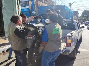 Diario HOY | Llevan al corralón motos estacionadas en las veredas