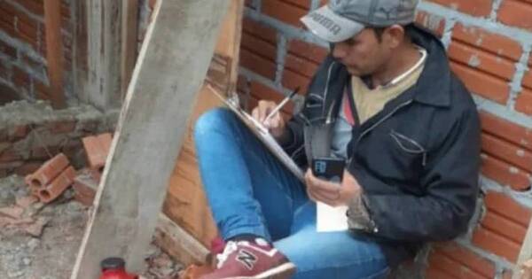 La Nación / ¡Admirable! Obreros estudian en medio de obras para terminar sus carreras universitarias