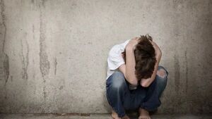 Fiscalía imputa a una mujer por abuso sexual a su hijastro de 11 años