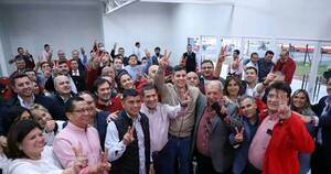 La Nación / Comando Central de Honor Colorado presentó sus respectivas candidaturas para la interna de la ANR