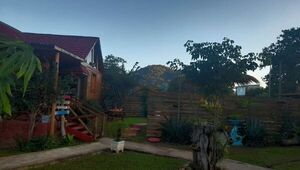 Cabaña Brisas de Paraguarí: un hospedaje acogedor con vista exclusiva al Cerro Hú