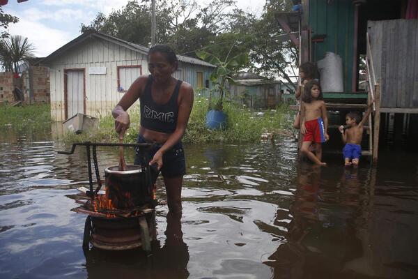 Amazonía sufre embate de las inundaciones | 1000 Noticias