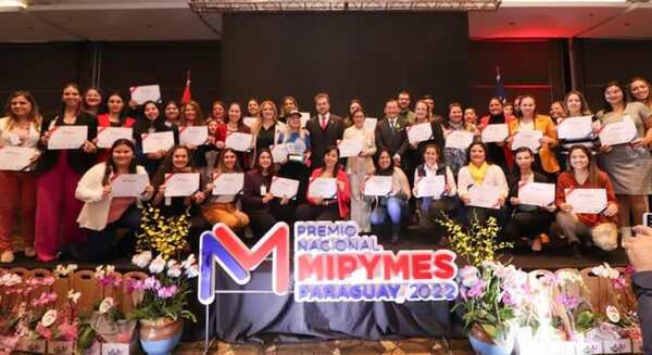 MIC galardonó a 44 Mipymes