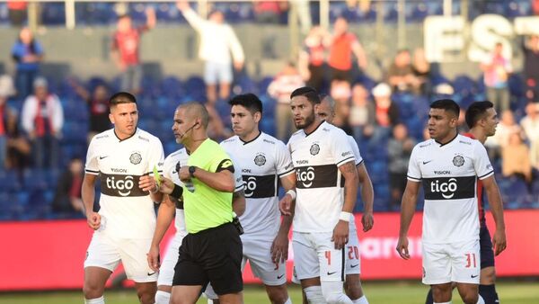 APF sienta postura acerca del penal cobrado a Olimpia