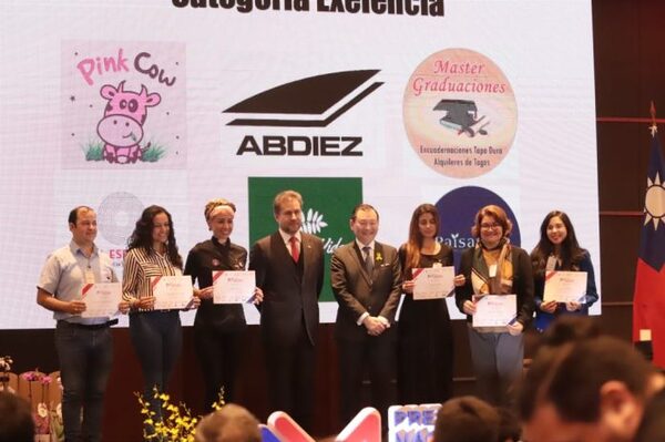 MIC entrega Premio Nacional Mipymes 2022 - Noticde.com