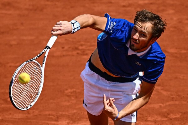 Diario HOY | Medvedev supera la primera ronda de Roland Garros