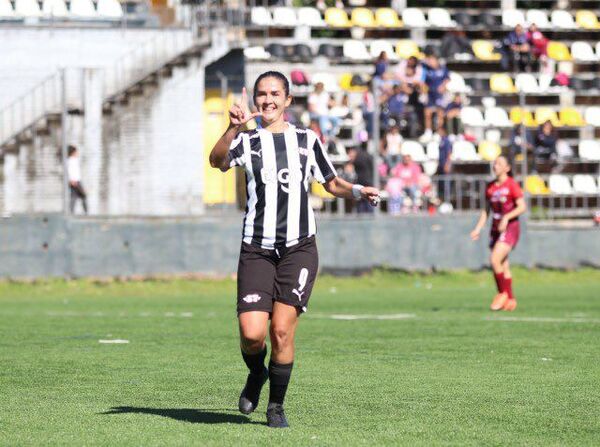 Femenino: Goleada de Libertad/Limpeño en la búsqueda del subcampeonato - Fútbol - ABC Color