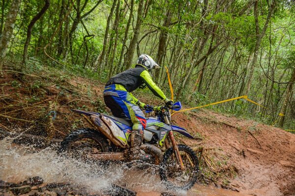 Rosato fue el mejor en el Enduro de Caaguazú - El Independiente