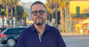 España arresta a periodista y político ucraniano por escribir en contra de Zelensky
