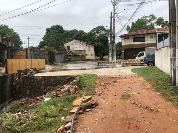 Lambaré: vecinos de Villa Virginia denuncian que Municipalidad no atiende reclamos - Nacionales - ABC Color