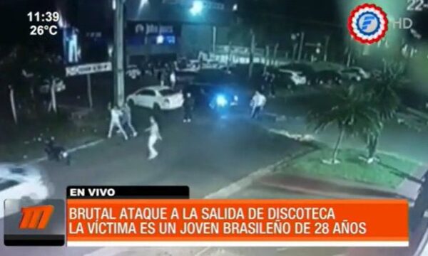 Brutal ataque a la salida de una discoteca | Telefuturo