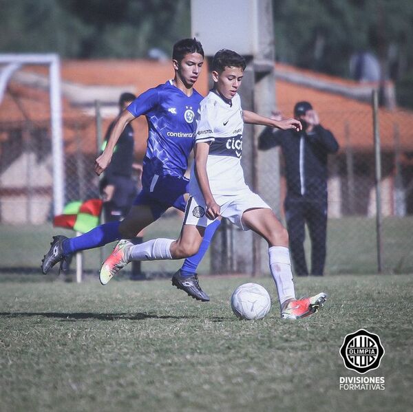 Sub 14: Libertad lidera, Sol lo escolta - Fútbol - ABC Color