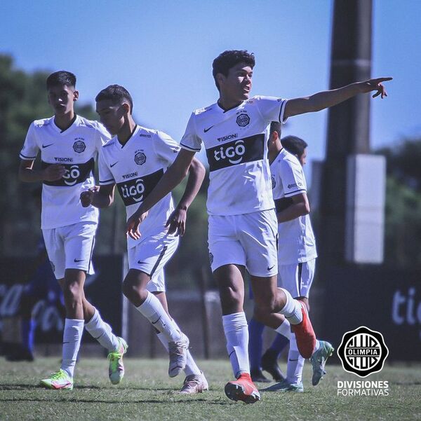 Olimpia lidera con amplia ventaja en la Sub 15 - Fútbol - ABC Color