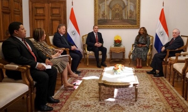 Canciller y embajadora de Sudáfrica expresan interés en ampliar cooperación bilateral con Paraguay