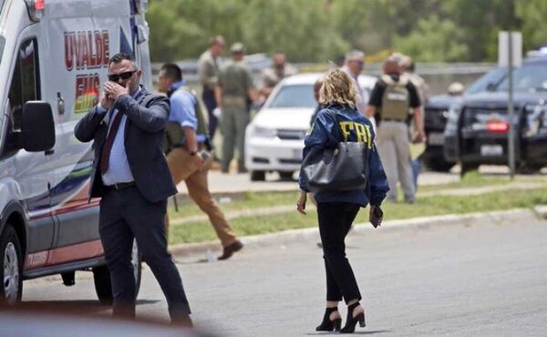 Ya son 21 los muertos en un tiroteo en una escuela de primaria del sur de Texas