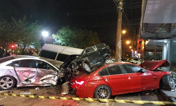 Accidente de película en CDE: un tatácho entre los conductores