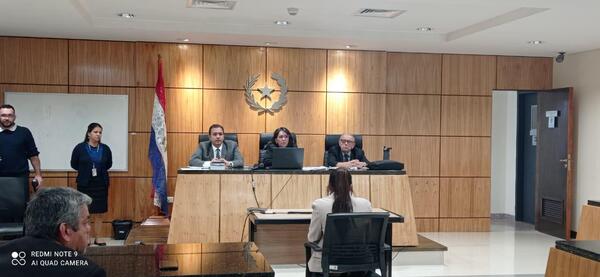 Tribunal condena a agente del Grupo Lince a 3 años de prisión por violencia familiar - La Clave