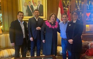 Diario HOY | Del campo al Congreso: Claudia Russer se postula al Senado por Honor Colorado