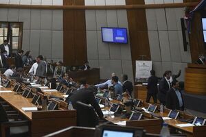 Colorados dejan sin quórum sesión en Diputados y evitan temas “sensibles” - Nacionales - ABC Color