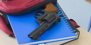 Diario HOY | CDE: alumnos amenazaron con una “masacre” en el colegio y fueron desmatriculados