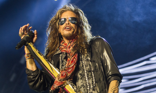 Steven Tyler entra en rehabilitación tras una recaída en su adicción a las drogas y cancela gira de Aerosmith