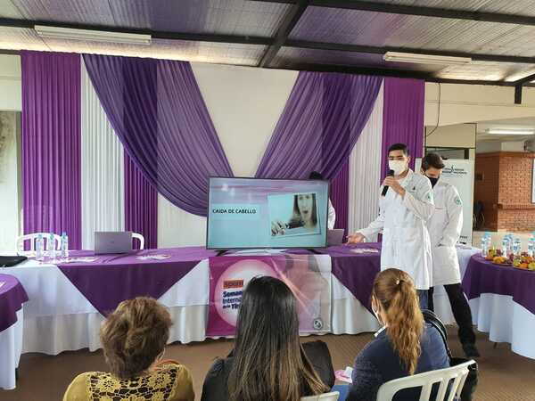 Exitosa charla sobre la tiroides en el IPS de Encarnación