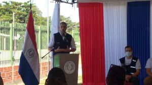 Abdo afirma que el crimen organizado paga a legisladores, fiscales, policías y militares