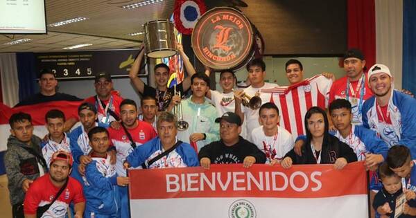 La Nación / Mini Albirroja se consagró subcampeón de la Copa América Talla Baja
