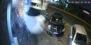 Revelan imágenes de “carrera clandestina” que acabó en choque múltiple