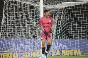 Arquero paranaense vuelve a la Albirroja - La Clave