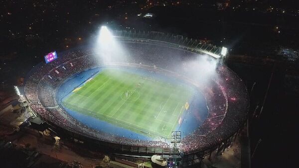 Estadio lleno y millonaria recaudación para el superclásico copero