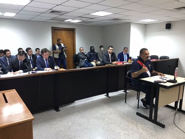 Juez condena a José Luis Chilavert por difamación a un año de pena - PDS RADIO