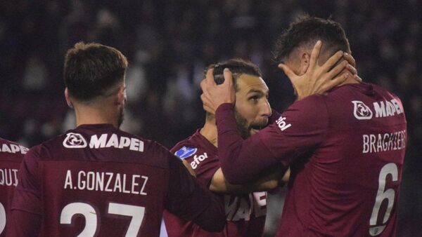 Lanús sella con victoria su pase a octavos de Sudamericana