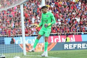 Diario HOY | Gastón Olveira salva al Olimpia de la debacle total 